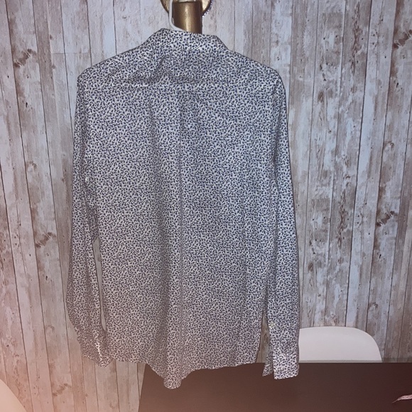 Michael Kors Medium Slim Fit Button Down - Picture 2 of 8